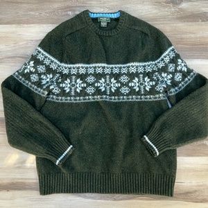 Vintage Eddie Bauer Lambs Wool Sweater Mens Large Snowflakes Crewneck